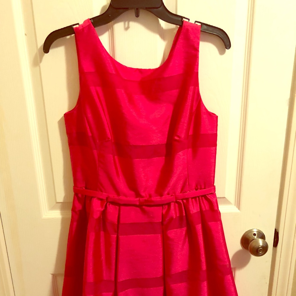 Hot pink dress!